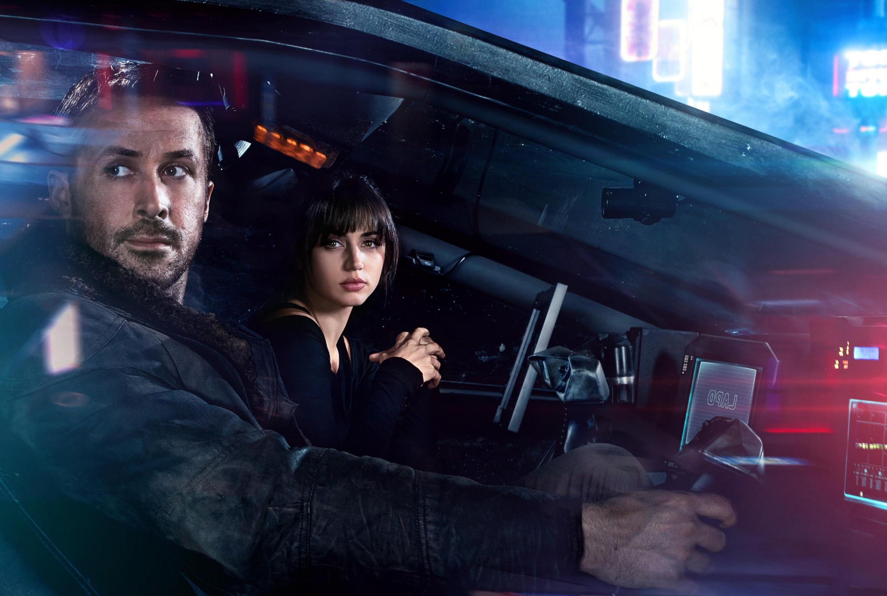 BladeRunner2049-gosling-dearmas-cinemadroide